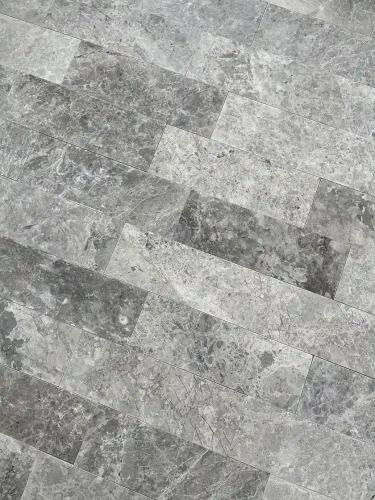 1285.