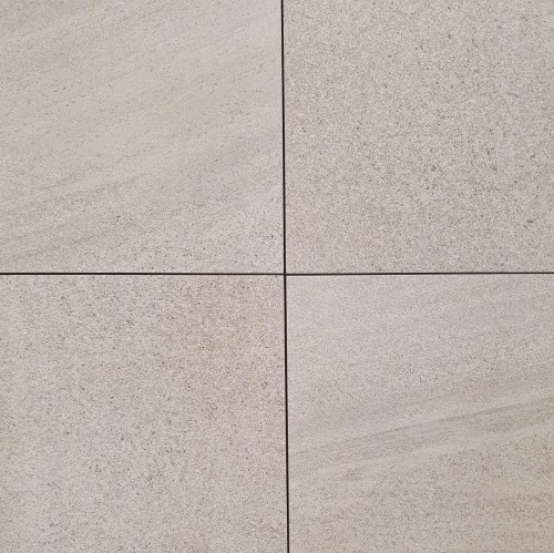 736