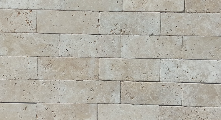 1023